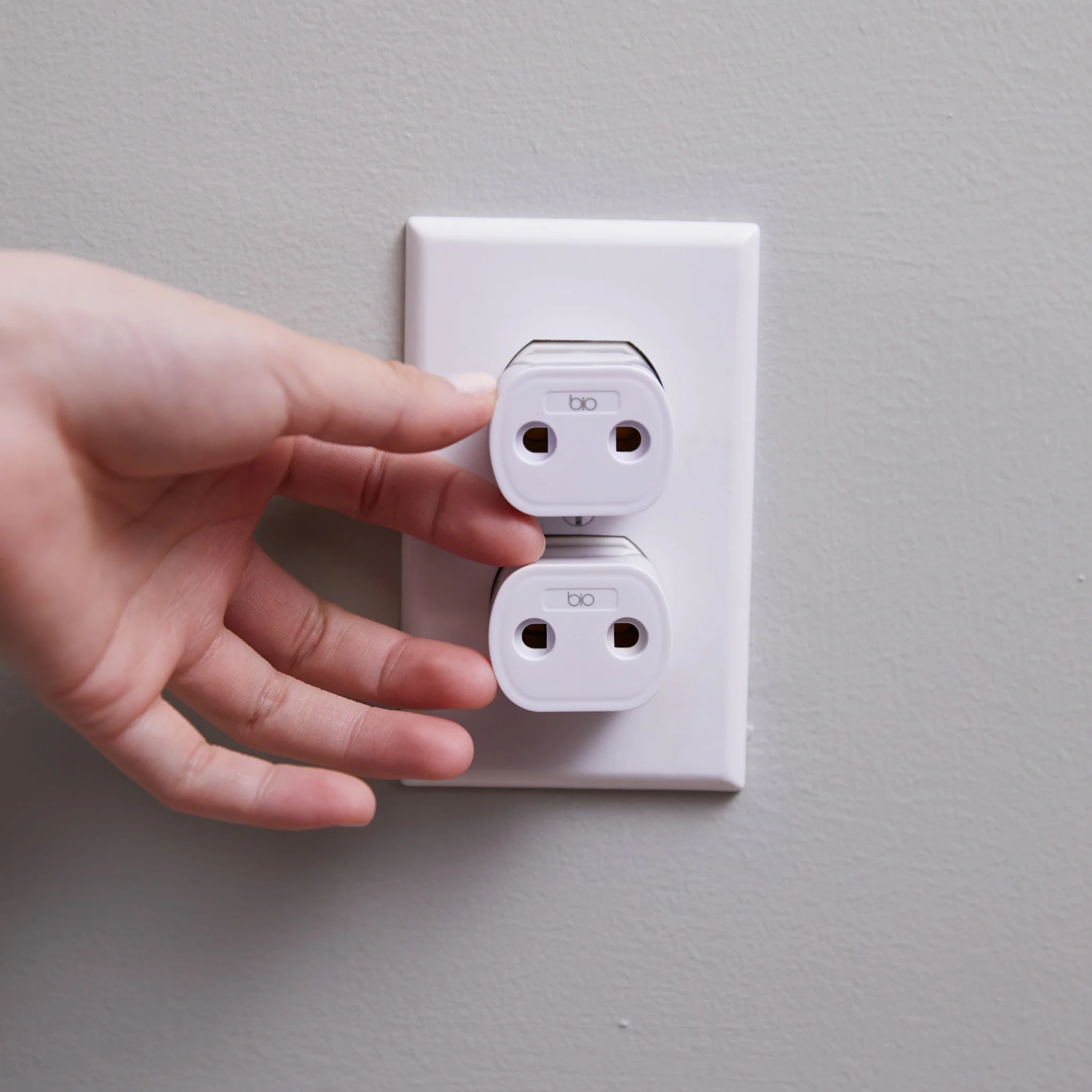 Earthing Safety Adapter U.S. (Type B Wall Outlets) - Image 5